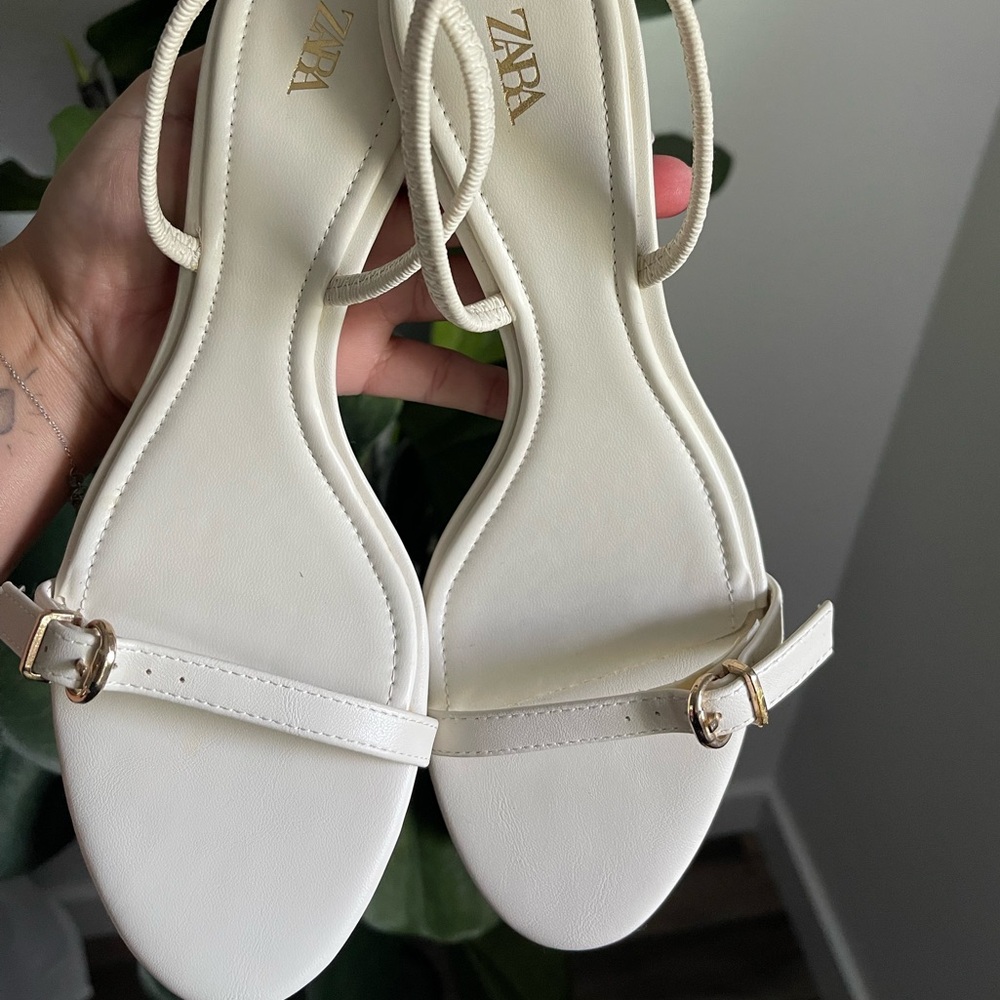 Zara Women's Cream Sandals with Gold Buckle